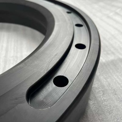 เครื่องยางรถยนต์ส่วนหนึ่ง Run Flat Insert สําหรับอุปกรณ์ความปลอดภัยในการขับรถ