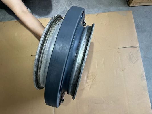 เม็ดมีดวิ่งแบนทหารยางโพลิเมอร์ 335 ​​/ 80R20 225 / 75R16C เม็ดมีดรันแบน