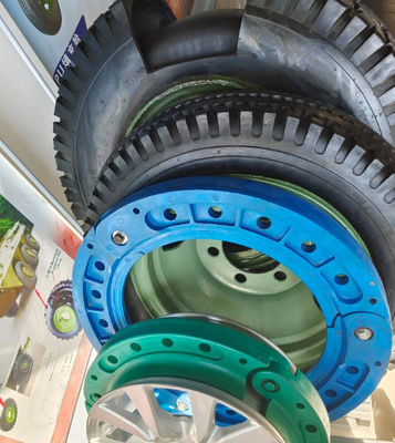 เม็ดมีดวิ่งแบนทหารยางโพลิเมอร์ 335 ​​/ 80R20 225 / 75R16C เม็ดมีดรันแบน
