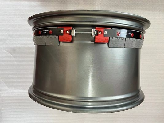 รถทหารรันแถบความปลอดภัยแบบแบน 235 / 55R17 265 / 65R17 การป้องกันยางแบน