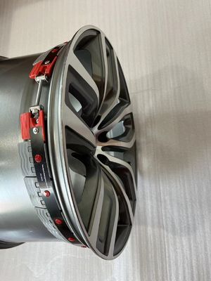 รถทหารรันแถบความปลอดภัยแบบแบน 235 / 55R17 265 / 65R17 การป้องกันยางแบน